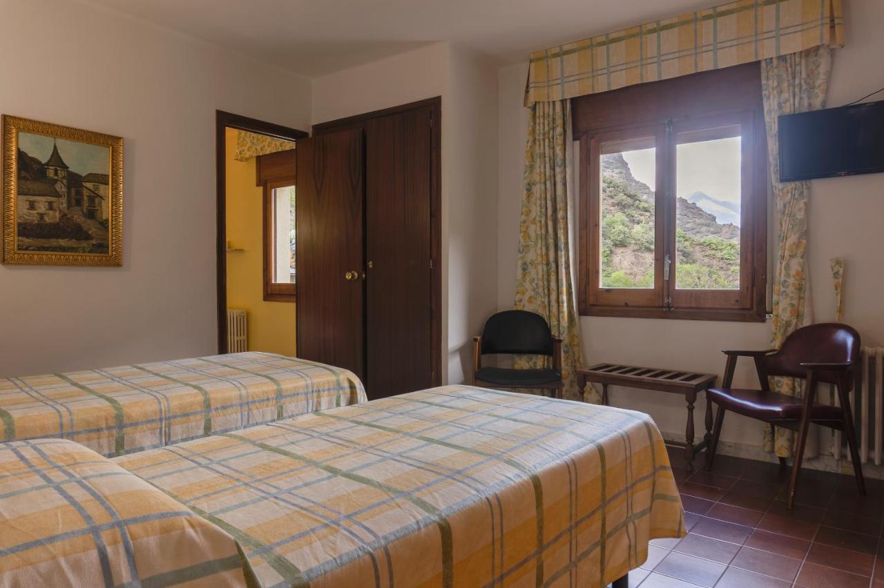 Hotel Cardos Ribera de Cardos Ngoại thất bức ảnh